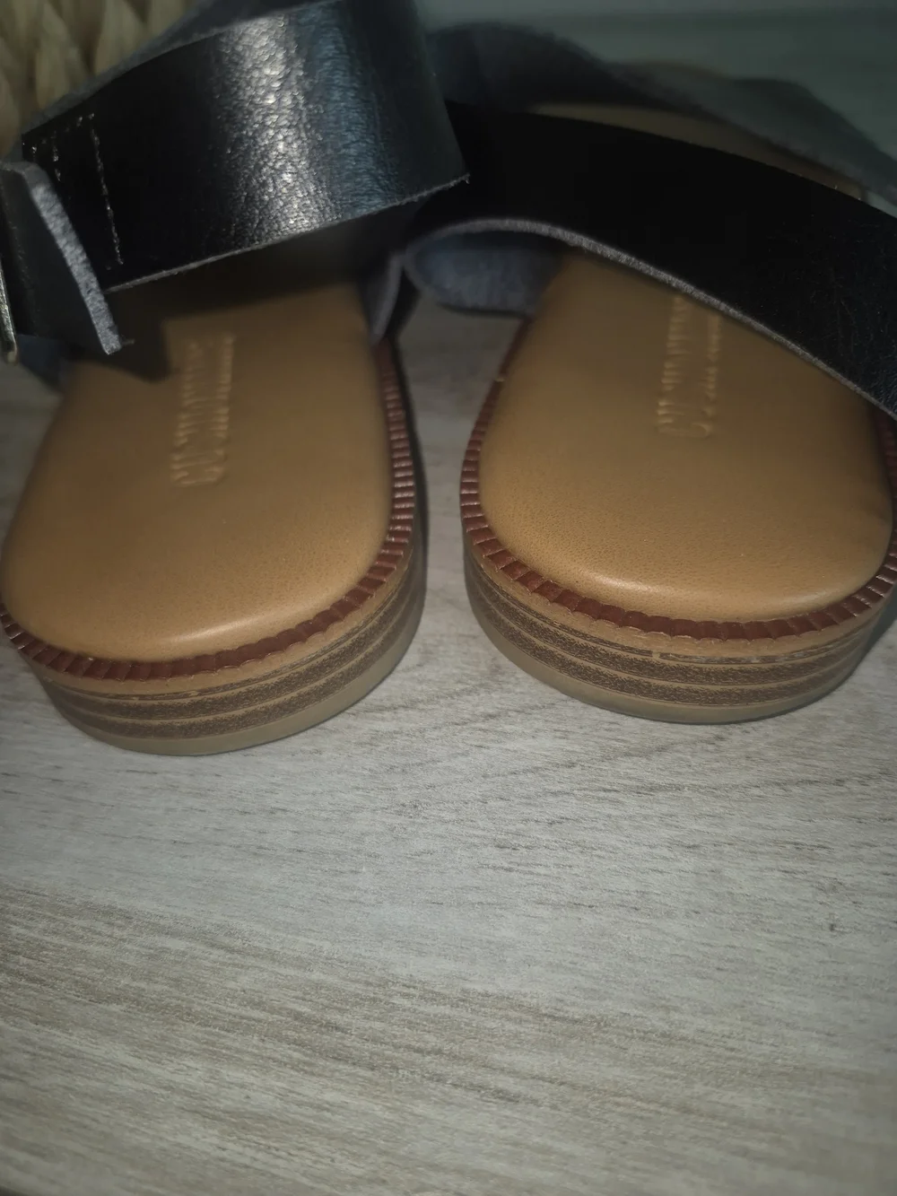 Women’s Black Cross-Strap Leather Sandals with Ankle Buckle